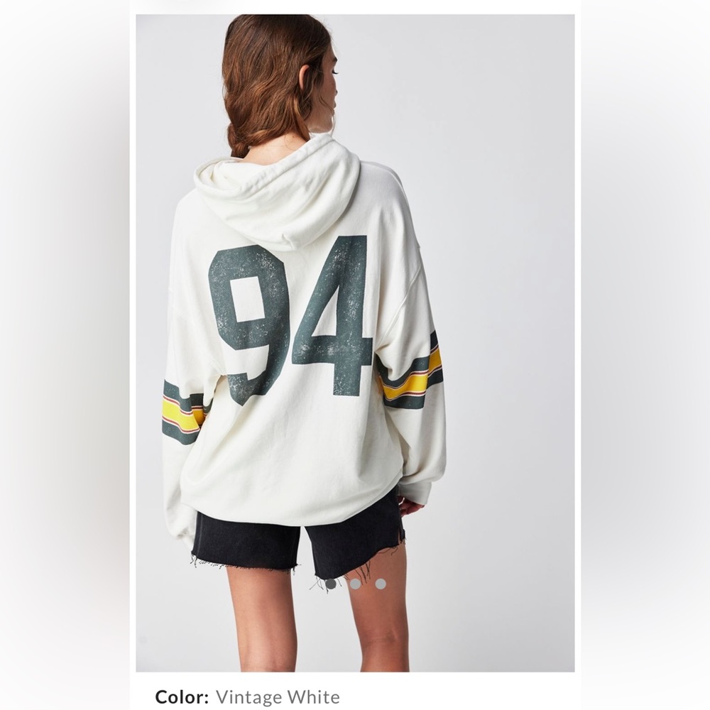 Daydreamer Cream 94 Hoodie Sz L